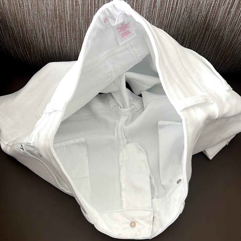 COPY - NO BOUNDARIES SIZE 11 FIT LIKE A 9 BUT VERY VERY Stretchy - Picture 5 of 5
